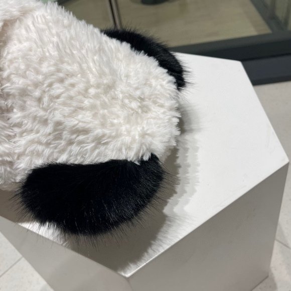 ?✨AUTHENTIC✨?CHANEL hat main image 4